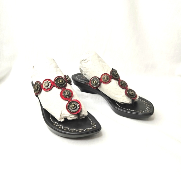 Donald Pliner sandals.  Brown/red size 6.5 - Picture 1 of 16